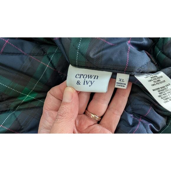 Crown & Ivy Reversible Plaid Fleece Puffy Vest - Picture 6 of 8
